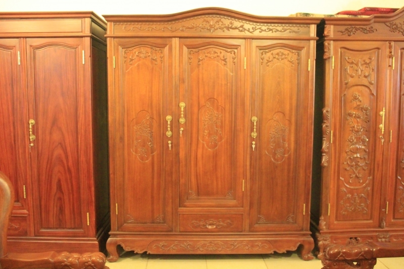 nội thất được sản xuất bằng gỗ gụ