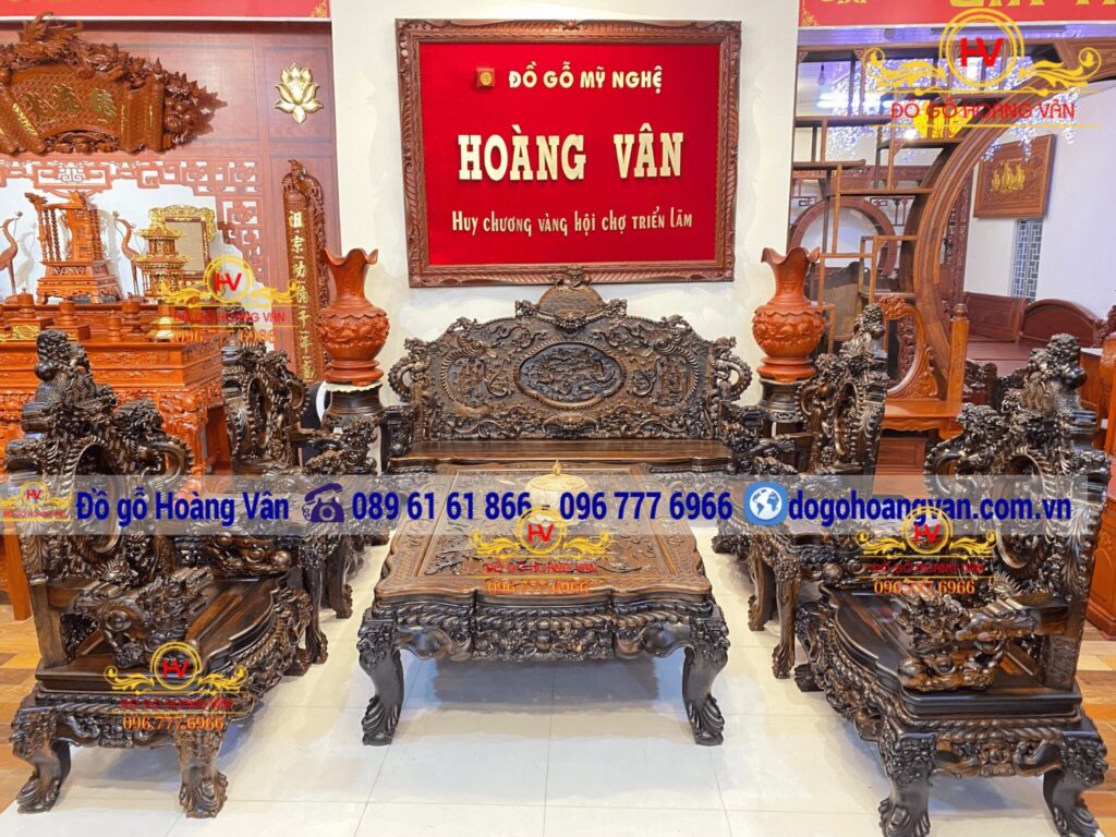cách lau bàn ghế gỗ ngày tết