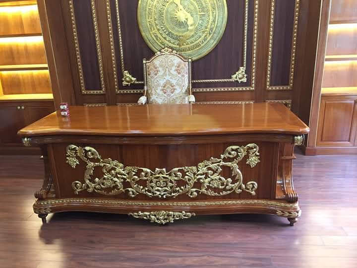 5 Lý do bạn nên đầu tư giường ngủ gỗ hương cho phòng ngủ 4 Mẫu bàn làm việc trong phòng ngủ đẹp